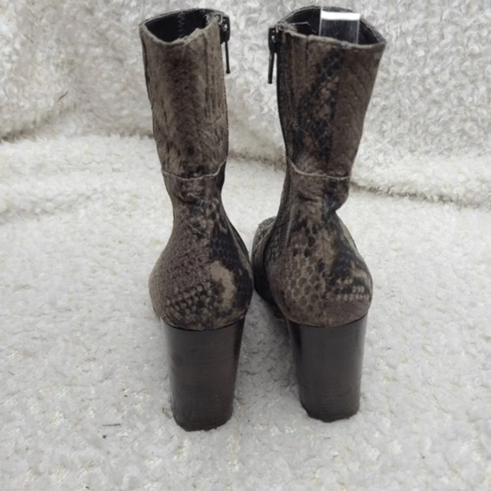 Free People‎ Nolita Snakeskin Ankle Boots sz 38